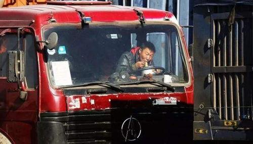 吃瓜最新事件爆料卡车,吃瓜群众惊呼不已！