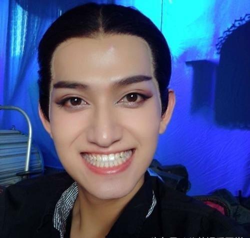 云龙明星网红排名,揭秘当下热门流量担当